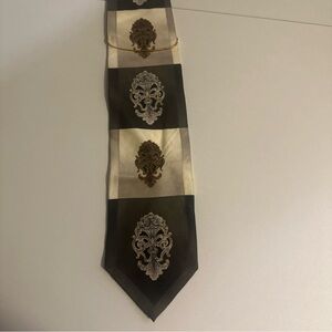 Giorgio Brutini Black and Gold Ornate Tie